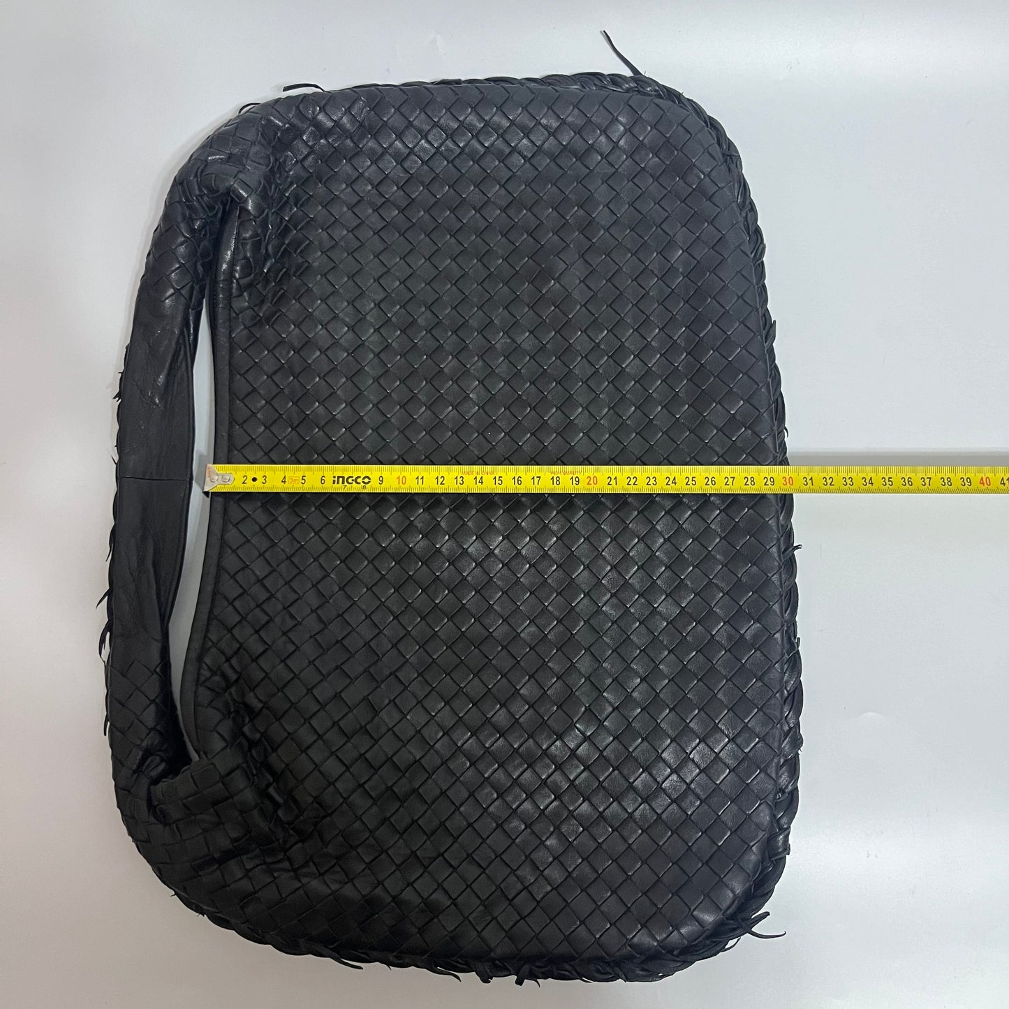 Bottega Veneta Intrecciato Hobo Bag Medium Black Leather 47cm