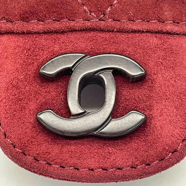 Chanel Vintage Shoulder Bag Burgundy Suede Leather Gunmetal Hardware 2000-02