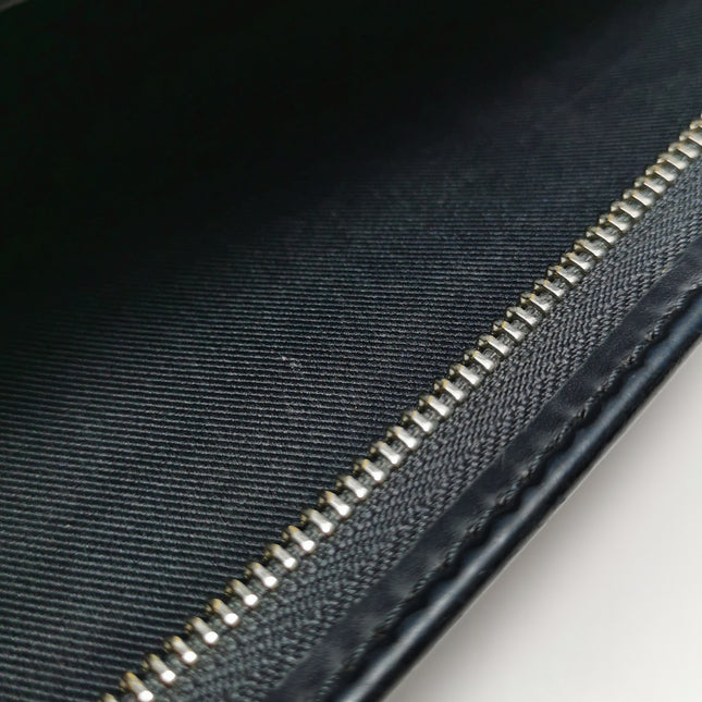 Louis Vuitton x Chapman Brothers Pochette Voyage Medium Lion Navy