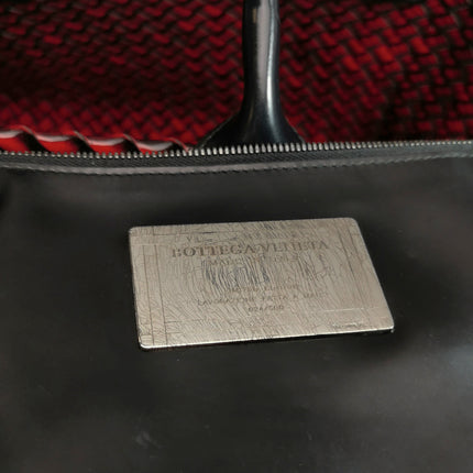 Bottega Veneta Cabat Large Intreccio Burgundy Patent Leather 40cm