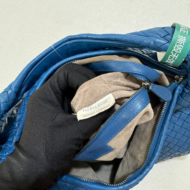 Sold Bottega Veneta Veneta Hobo Medium Blue Intrecciato Leather Bag 47cm