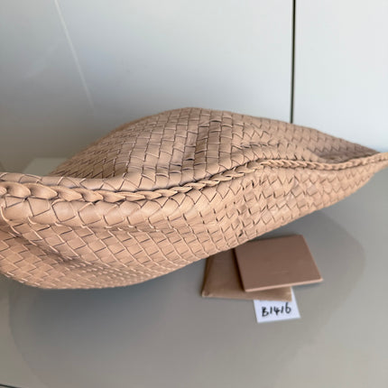 Bottega Veneta Veneta Hobo Maxi Almond Beige Intrecciato Leather Bag 51cm
