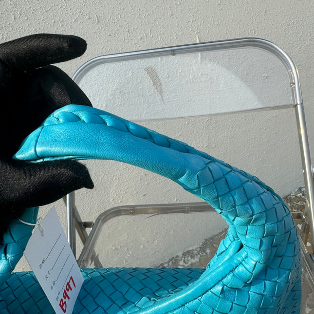 Bottega Veneta Veneta Hobo Medium Light Blue Intrecciato Leather Bag 40cm