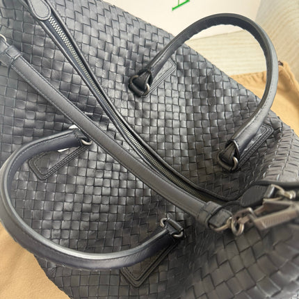 Bottega Veneta Maxi Convertible Tote Bag Hobo Black Leather Two-way Carry 50cm