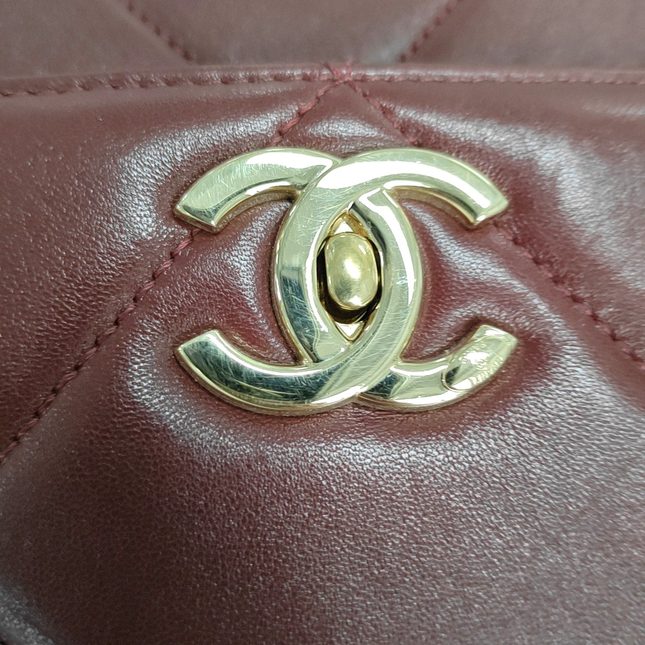 Sold Chanel Trendy CC Flap Crossbody Bag Medium Lambskin Leather Burgundy, 2019