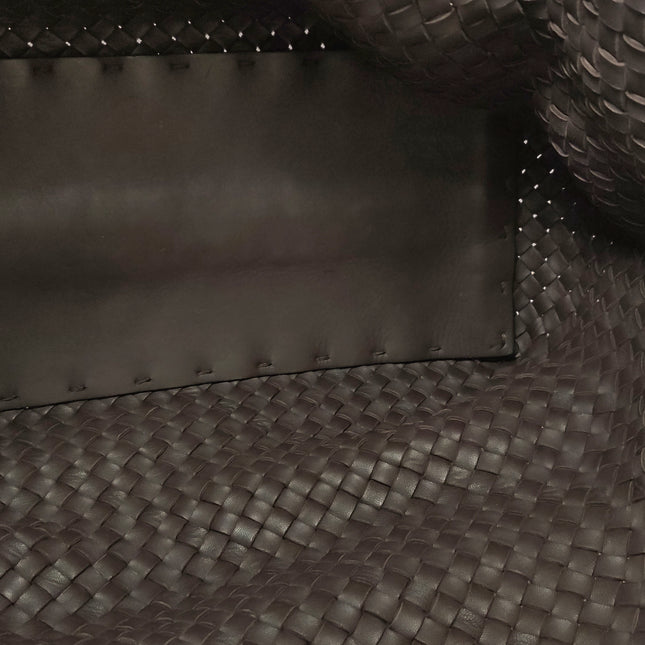 Bottega Veneta Cabat Tote Intreccio Leather Milk Chocolate Brown 40cm