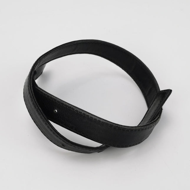 Fendi Mamma Baguette Black Lambskin Leather Green Enamel Buckle