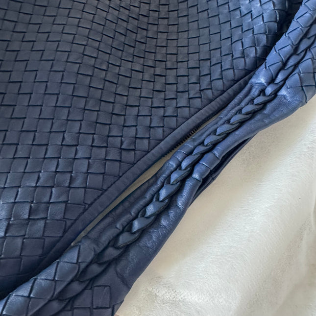 Bottega Veneta Veneta Hobo Large Navy Intrecciato Leather Bag 48cm