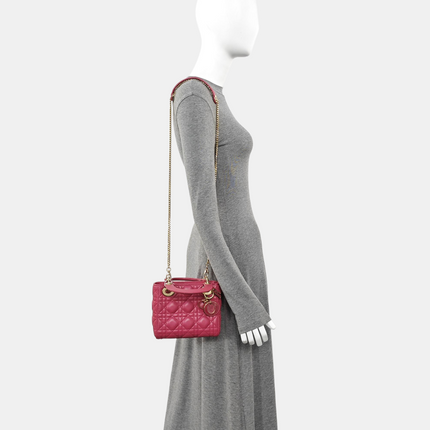 Sac Lady Dior Mini Lipstick Rose Cuir d'Agneau Quincaillerie Dorée Bandoulière Chaîne