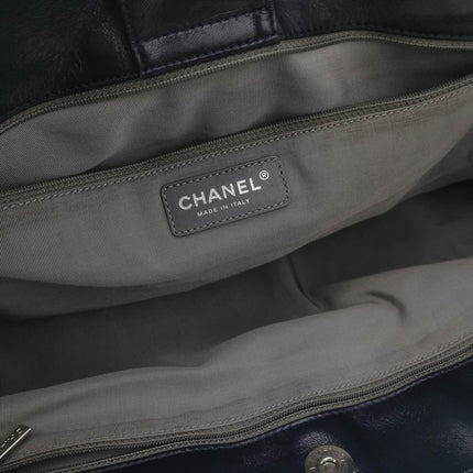 Sold Chanel Cerf Executive 2009 Large Pink and Black Leather Tote Handbag
