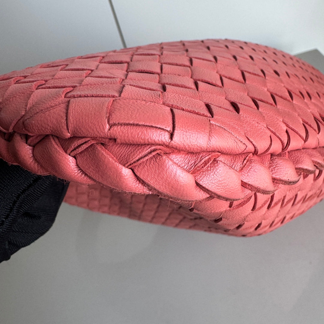 Bottega Veneta Veneta Hobo Medium Coral Intrecciato Leather Bag 47cm