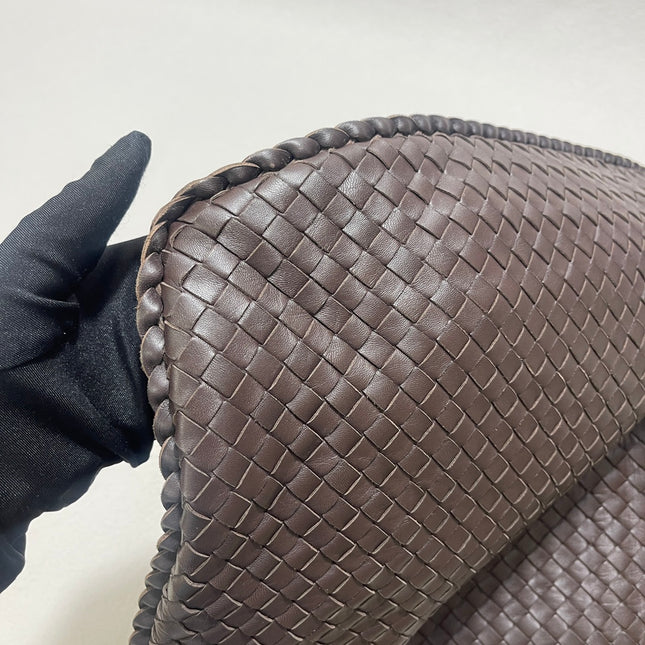 Bottega Veneta Hobo Bag Large Dark Chocolate Brown Lambskin leather 50cm