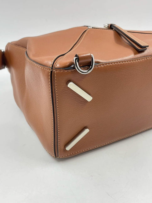 Sold Loewe Puzzle Medium Crossbody bag Caramel leather