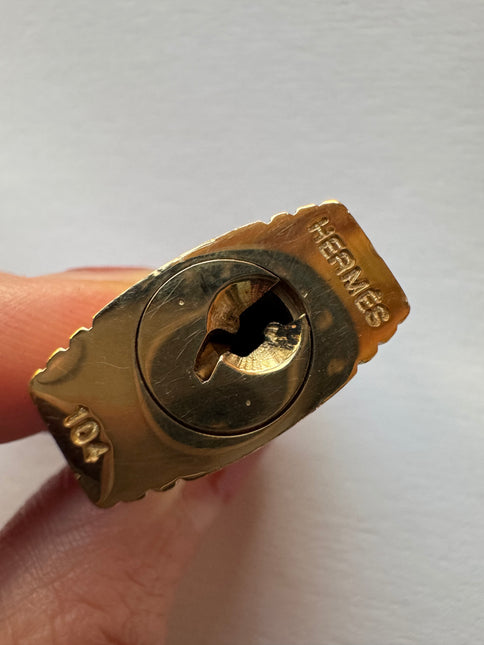 Hermès Kelly 32 Sellier Black Box Leather Gold Hardware with Strap