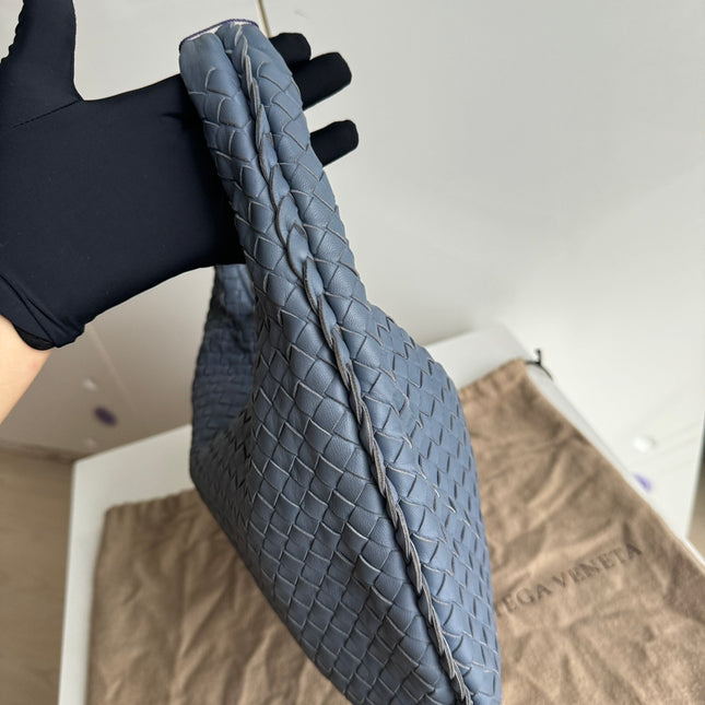 Sold Bottega Veneta Hobo Bag Lambskin leather Greyish Misty Blue Medium 40cm