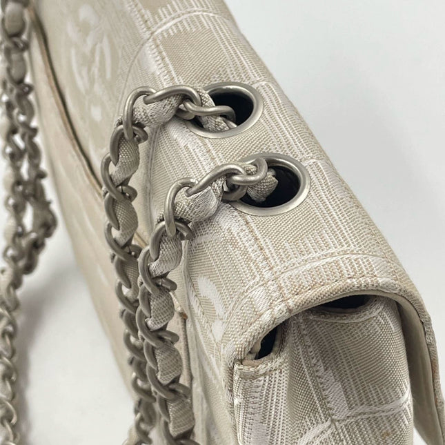 Chanel Beige Canvas Ice Cube Classic Flap 2000-2002 Travel Line Shoulder Bag