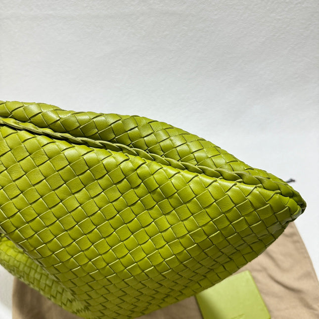 Sold Bottega Veneta Hobo Bag Large Leather Mela Green 47cm