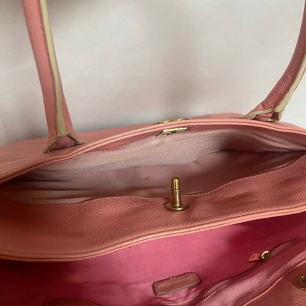Chanel Cerf Executive Medium Pink Leather Handbag 35cm