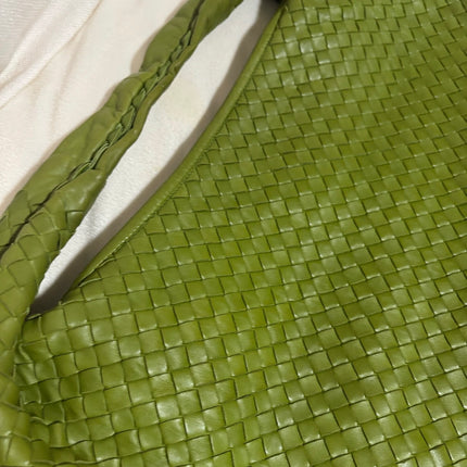 Bottega Veneta Veneta Hobo Avocado Green 45cm Lambskin Leather