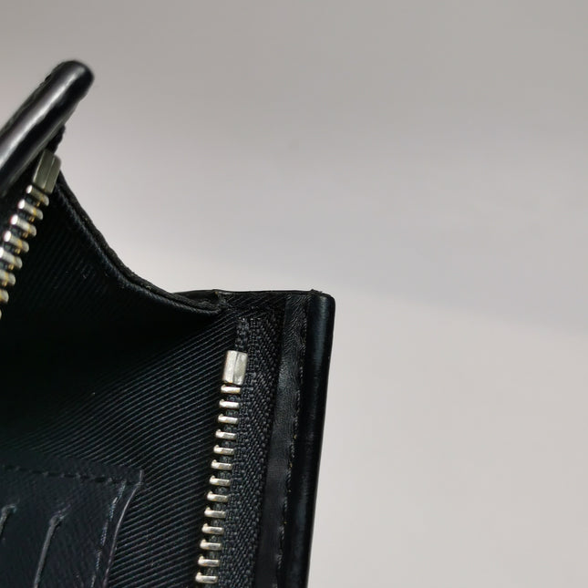 Louis Vuitton x Chapman Brothers Pochette Voyage Medium Lion Navy