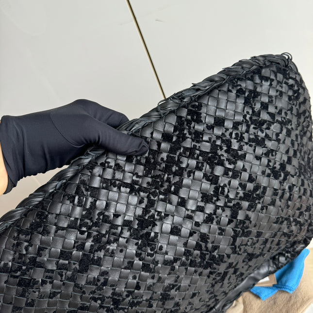 Sold Bottega Veneta Veneta Hobo Medium Leather and Velvet Black 47cm