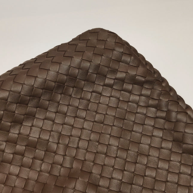 Bottega Veneta Veneta Hobo Maxi Dark Brown Lambskin Leather 53cm