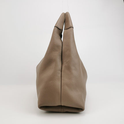 Gucci Softbit Maxi Shoulder Bag Beige Calfskin Leather 2024
