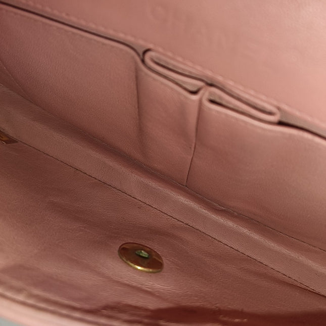 Chanel East West Chocolate Bar Light Pink Leather Gold Hardware Vintage