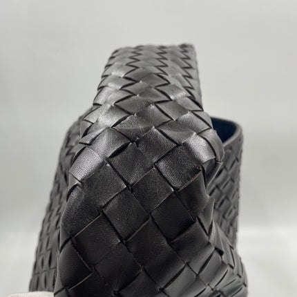 Bottega Veneta Hop Large Leather Fondant Chocolate Brown Hobo Bag