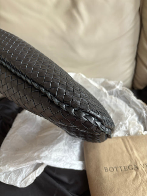 Bottega Veneta Intrecciato Hobo Bag Medium Black Lambskin leather 45cm