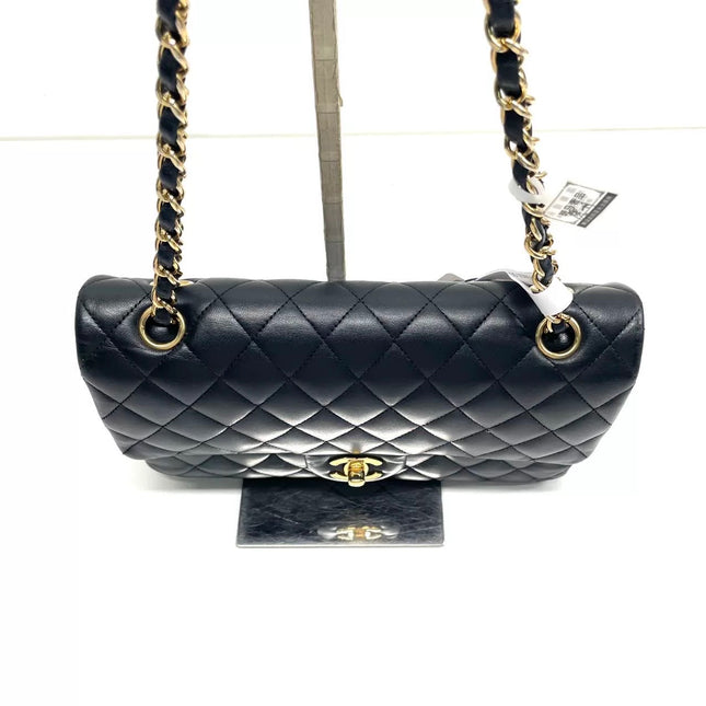 Chanel Classic Flap Medium 2015 Black Lambskin Leather Gold Hardware