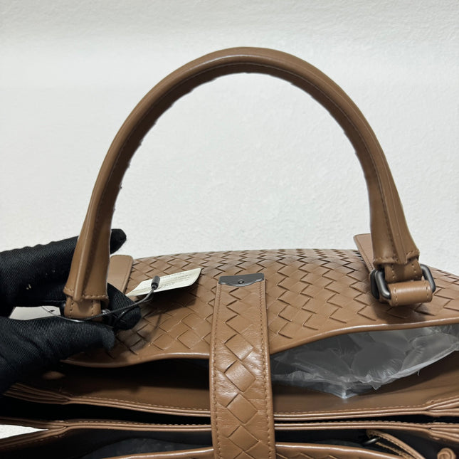Bottega Veneta Roma Large Intrecciato Nappa Leather Caramel Brown Tan 35cm No Strap
