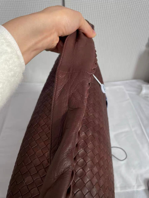 Bottega Veneta Hobo Maxi Chocolate Brown leather 50cm