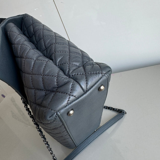 Chanel Coco Handle Maxi Grey Caviar Leather Silver Hardware 32cm, 2015-2016