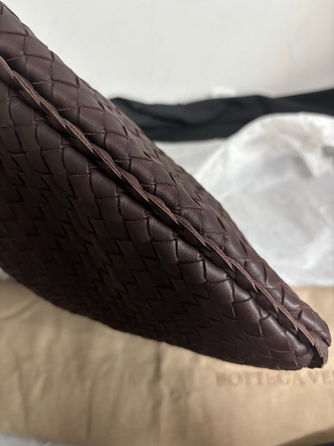 Bottega Veneta Intrecciato Hobo Bag Medium Brown Lambskin leather 40cm
