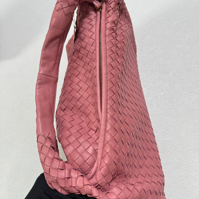 Bottega Veneta Veneta Hobo Medium Coral Intrecciato Leather Bag 47cm