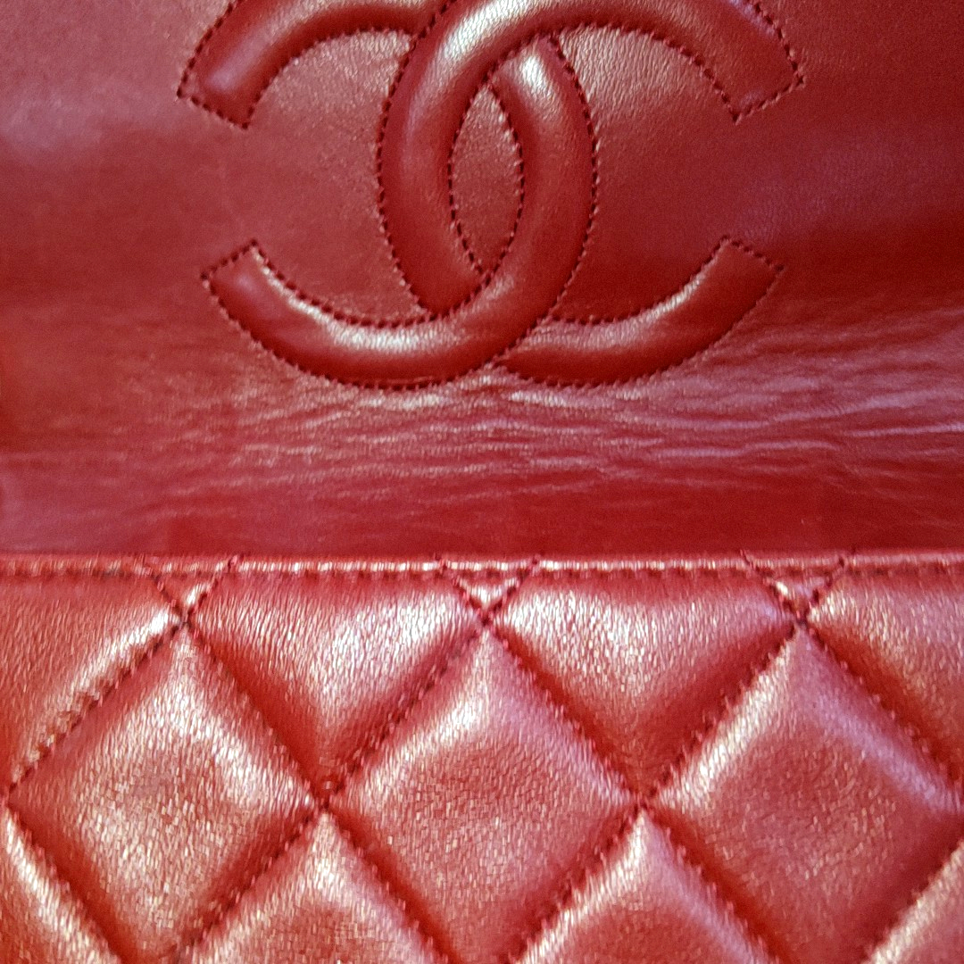 Chanel Classic Flap Vintage 1989 Red Lambskin Leather with 24k Gold Hardware