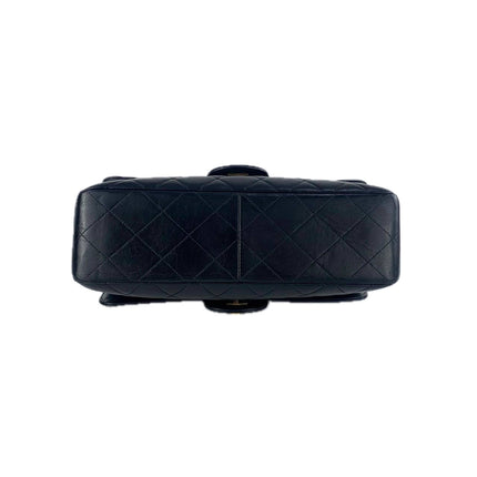 Sac à main Chanel Jumbo Double Sided Classic Flap en cuir d'agneau noir avec garnitures en or 24 carats