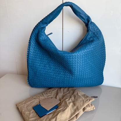 Bottega Veneta Veneta Hobo Maxi Blue Intrecciato Leather 52cm