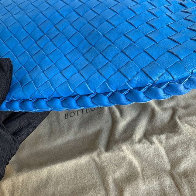 Bottega Veneta Veneta Hobo Medium Royal Blue Intrecciato Leather Bag 47cm