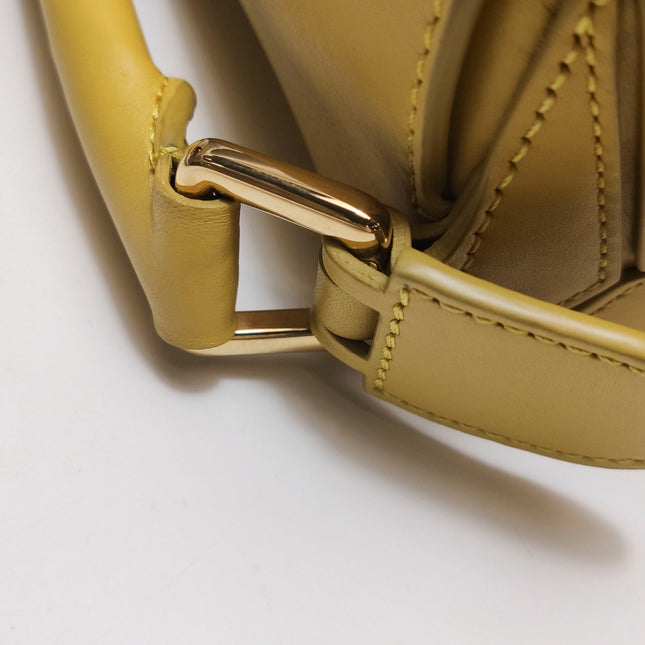 Loewe x Howl's Moving Castle Studio Ghibli Puzzle Small Yellow Dog