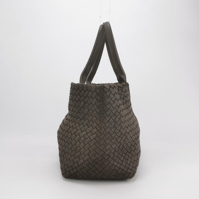 Bottega Veneta Cabat Tote Intreccio Leather Milk Chocolate Brown 40cm
