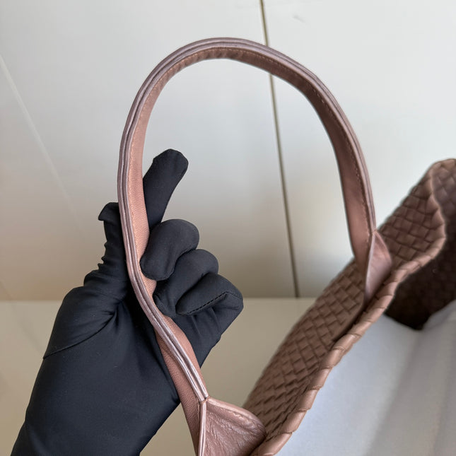 Sold Bottega Veneta Cabat Large Intreccio Leather Tote Bag Pink 42cm