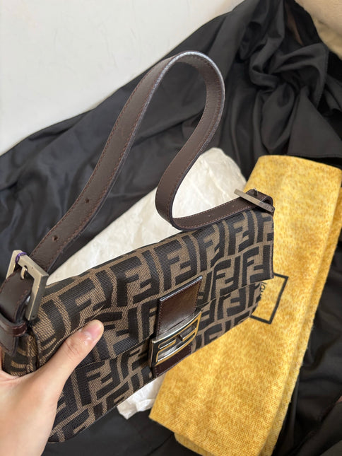 Fendi Baguette Classic Zucca Print Fendi Monogram