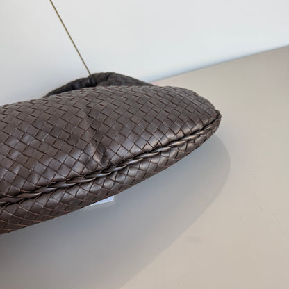 Bottega Veneta Intrecciato Hobo Medium Fondant Dark Chocolate Brown Lambskin leather 47cm