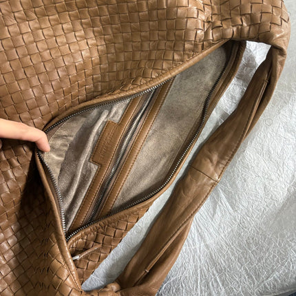 Bottega Veneta Hobo Maxi Milk Chocolate Brown leather 50cm