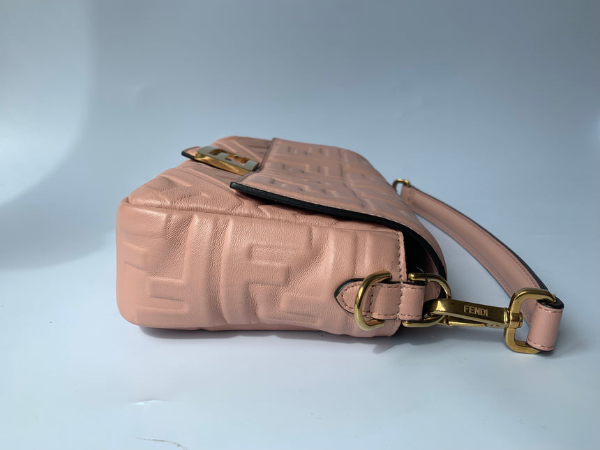 Sold FENDI Baguette Rosa Bourbon Pink Leather 3D FF Motif Crossbody bag
