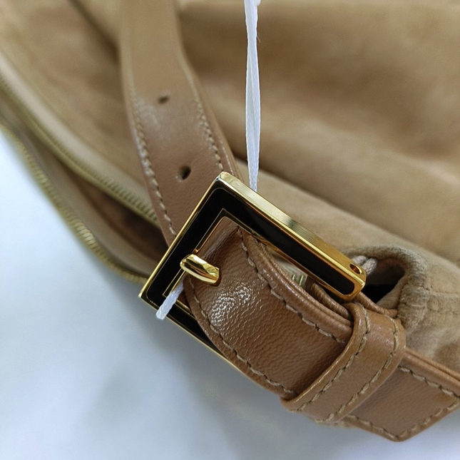 Fendi Mamma Baguette Large Brown Suede Leather Zipper Opening