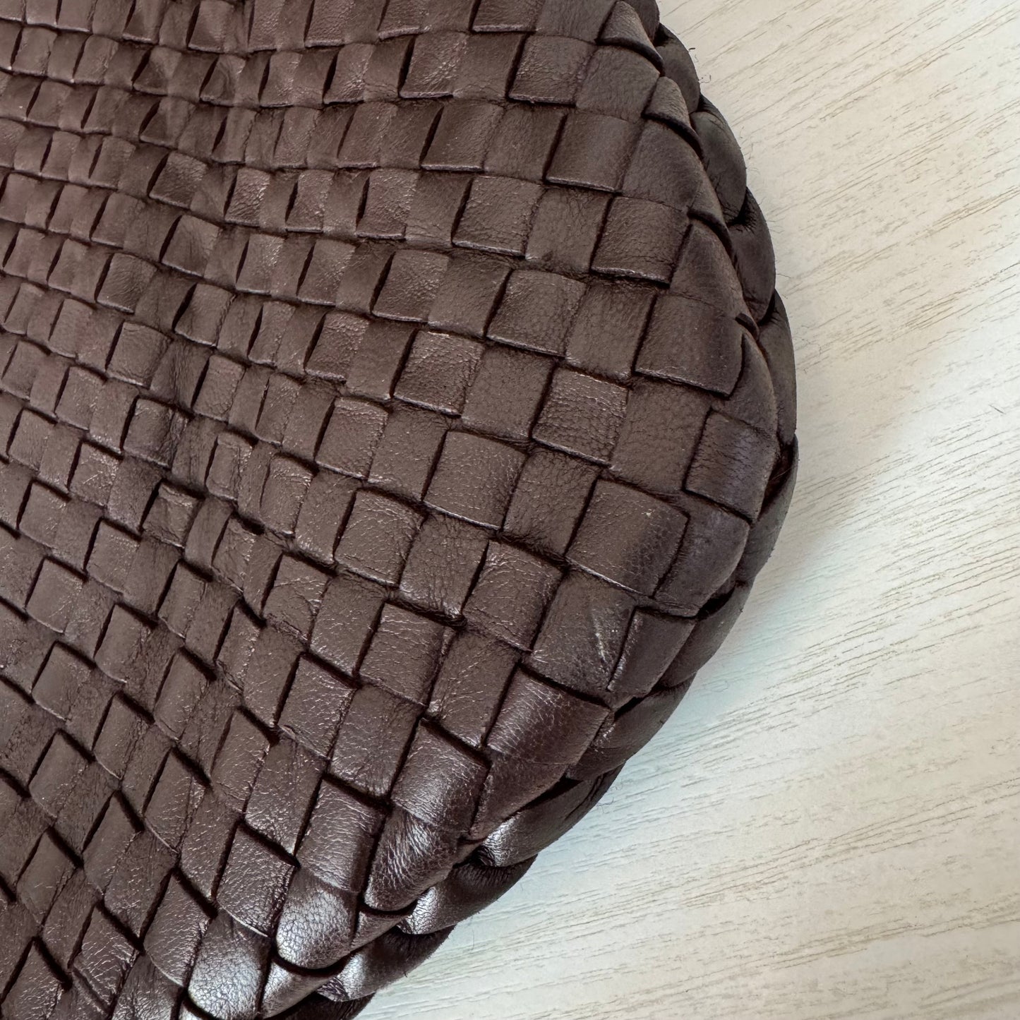 Bottega Veneta Intrecciato Hobo Bag Medium Dark Chocolate Brown Lambskin leather 47cm