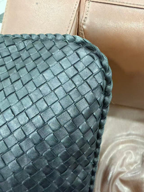 Bottega Veneta Veneta Intrecciato Hobo Bag Large Black Leather 47cm